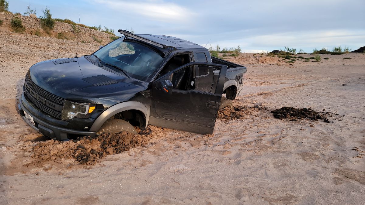 F150 Raptor buried to the frame