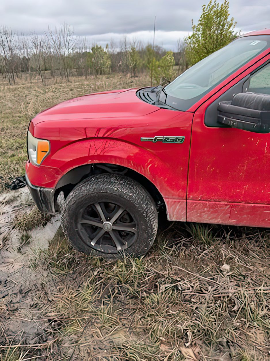 ford f150 stuck in mud in Tennessee