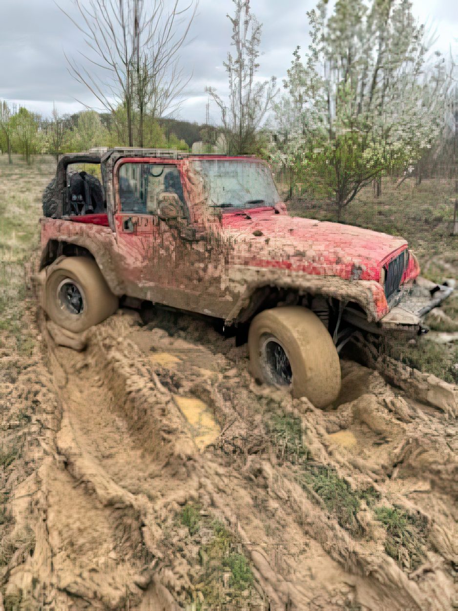 Jeep Wrangler TJ. Offroad recovery request for 3 vehicles stuck in mud in Tennessee