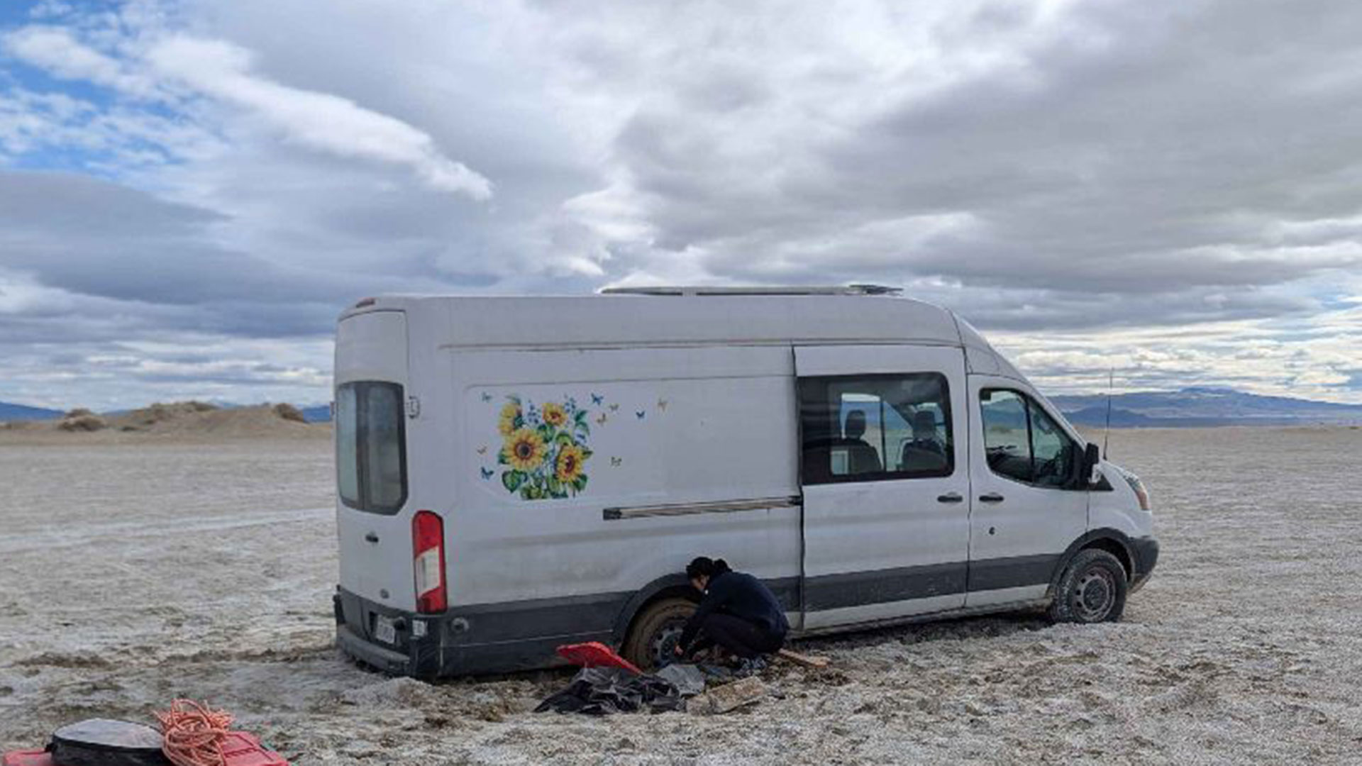 2WD, unfortunately, stuck in playa mud
