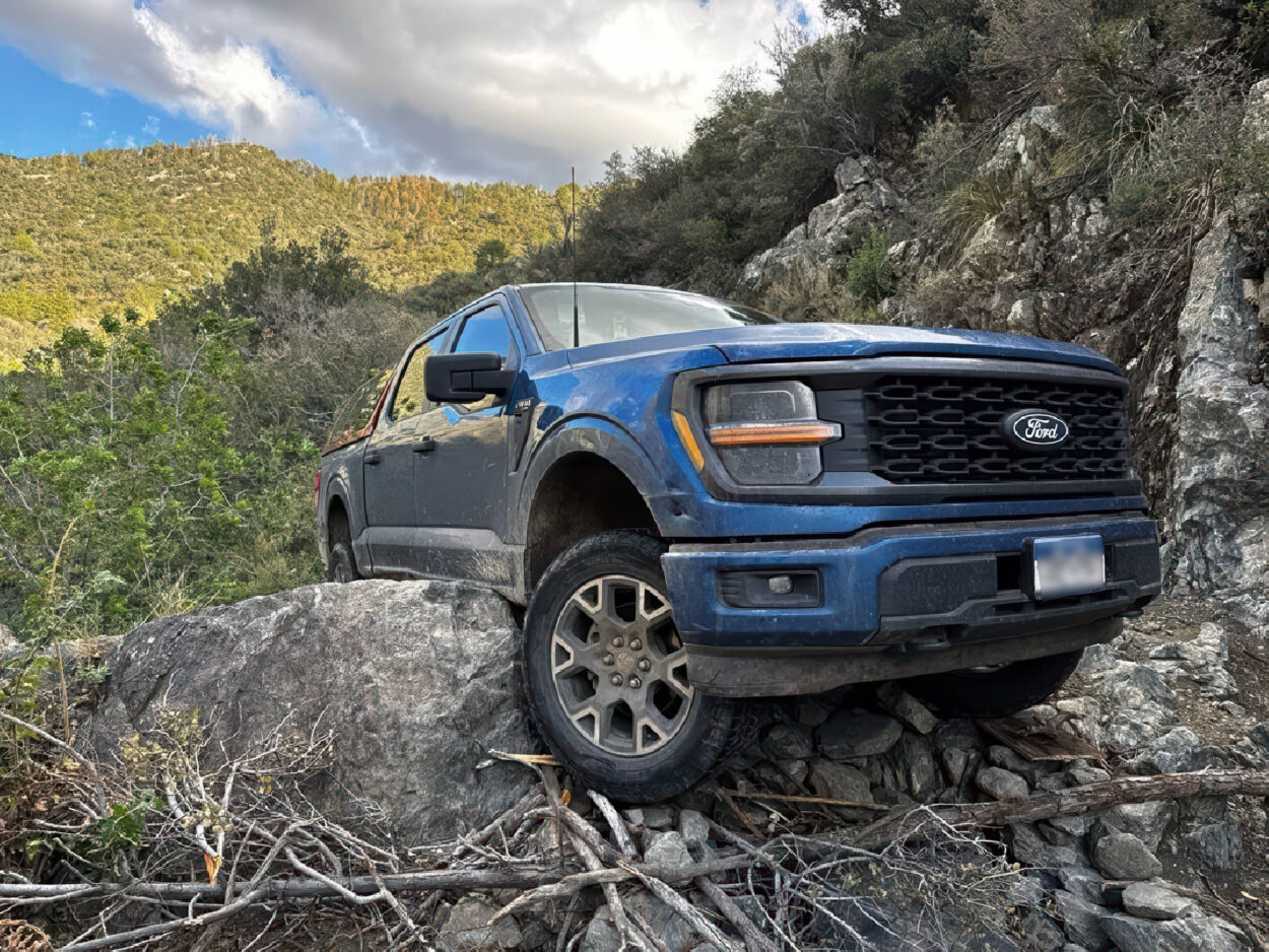offroad recovery in Arizona 4x4 rescue