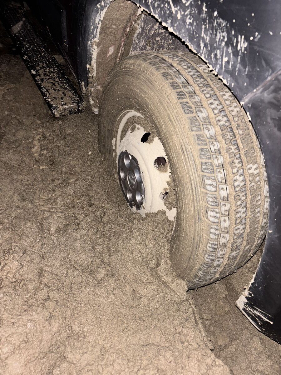 CA-1565 Front wheel stuck in mud