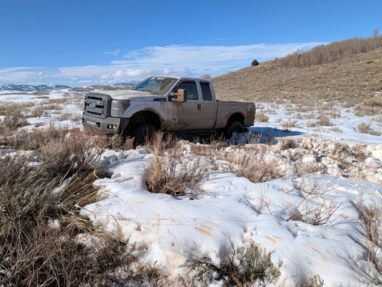 slid off the road and got stuck offroad recovery in Utah