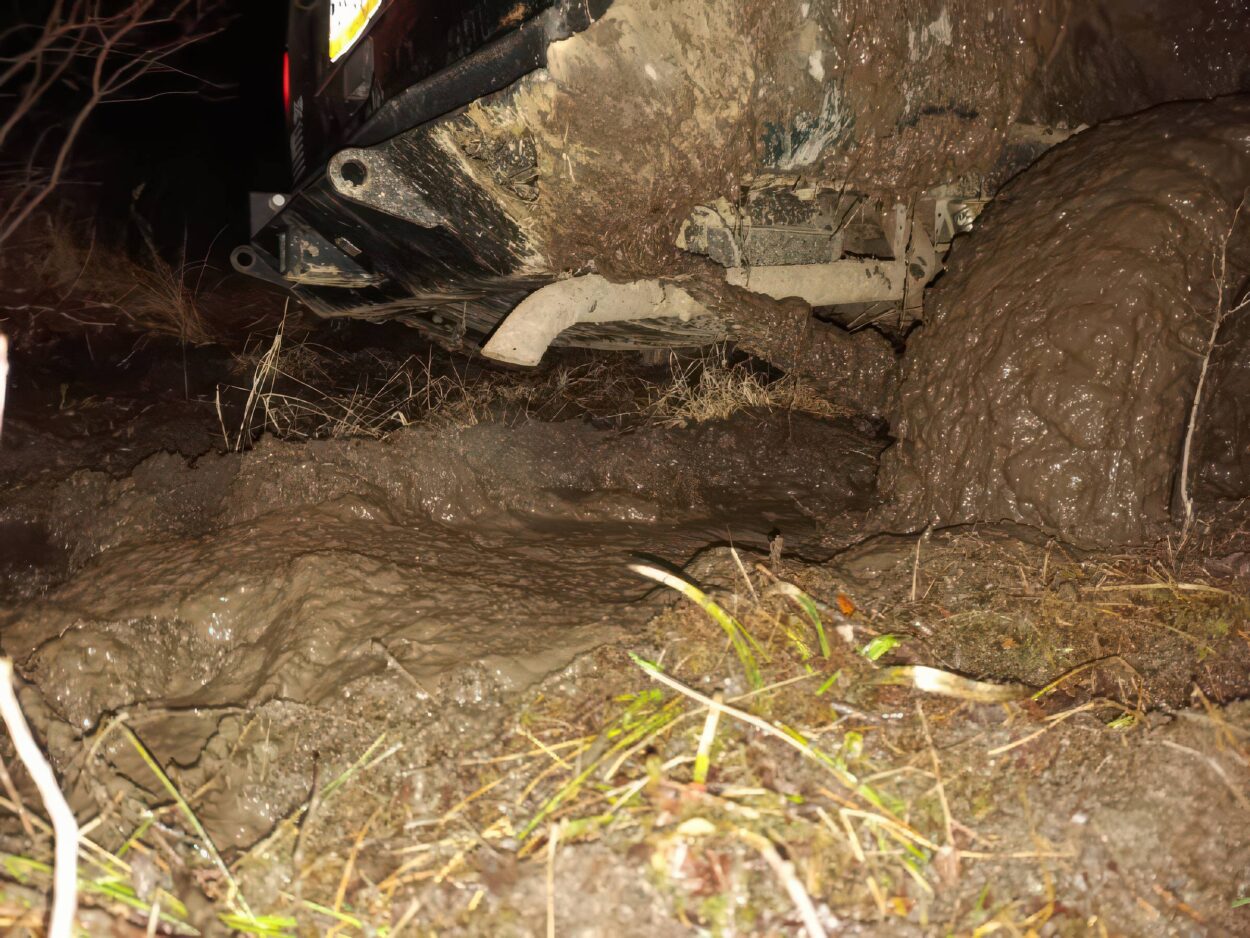 Locker failed. Winch failed.