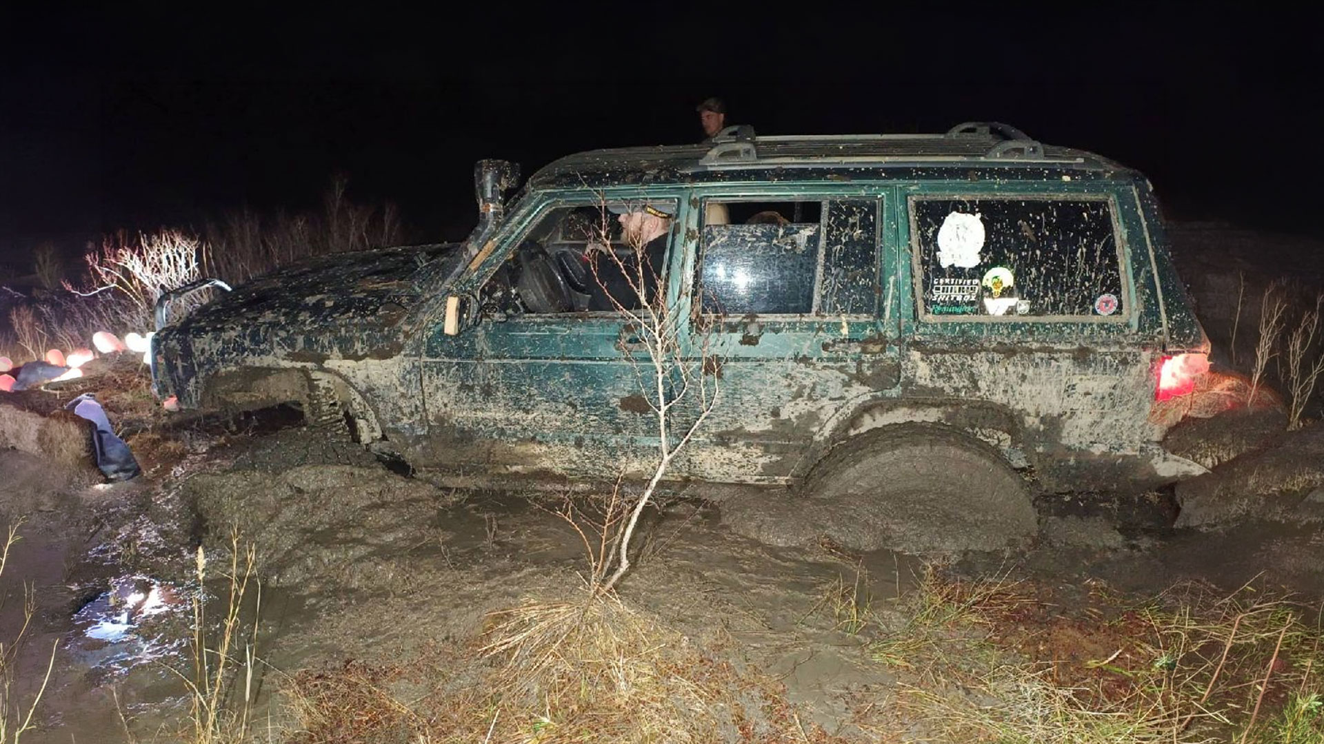 Locker failed. Winch failed.